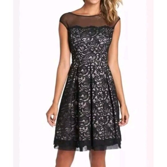 Eliza J Black Yoke Lace Fit and Flare Knee Length Cocktail Dress with Tulle Sz 8 - Picture 16 of 16